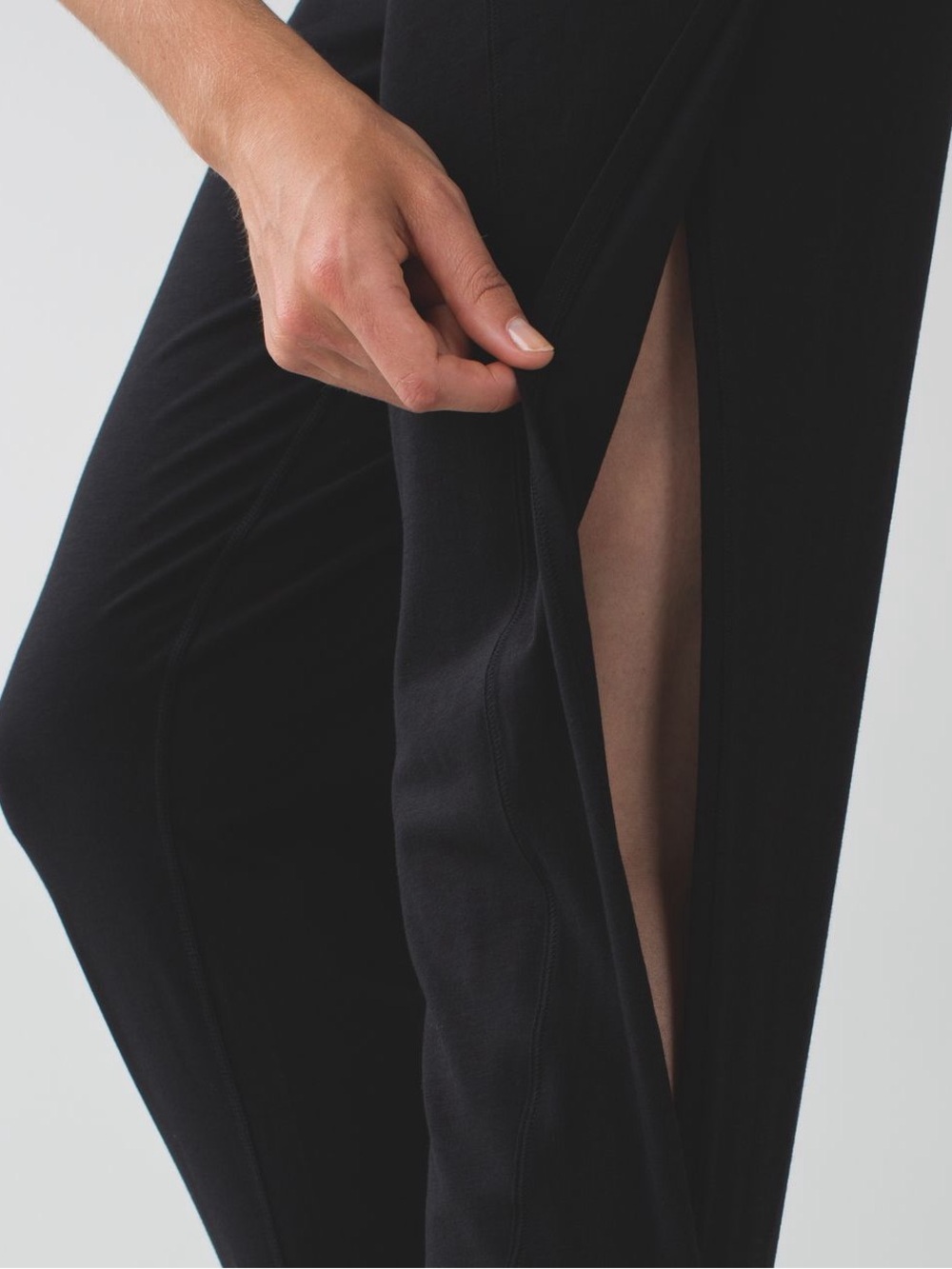 Lululemon /// Women’s Superb Pants - Size 10 - Picture 5 of 10
